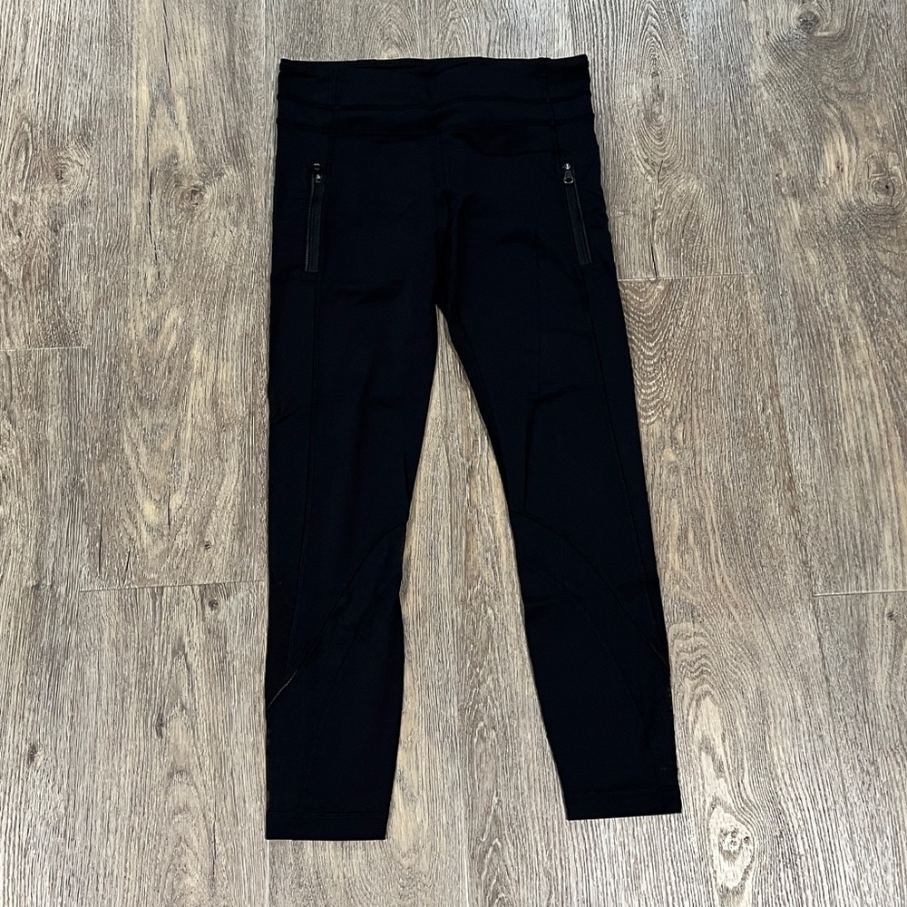Lululemon Leggings with Mesh Detail and Pockets